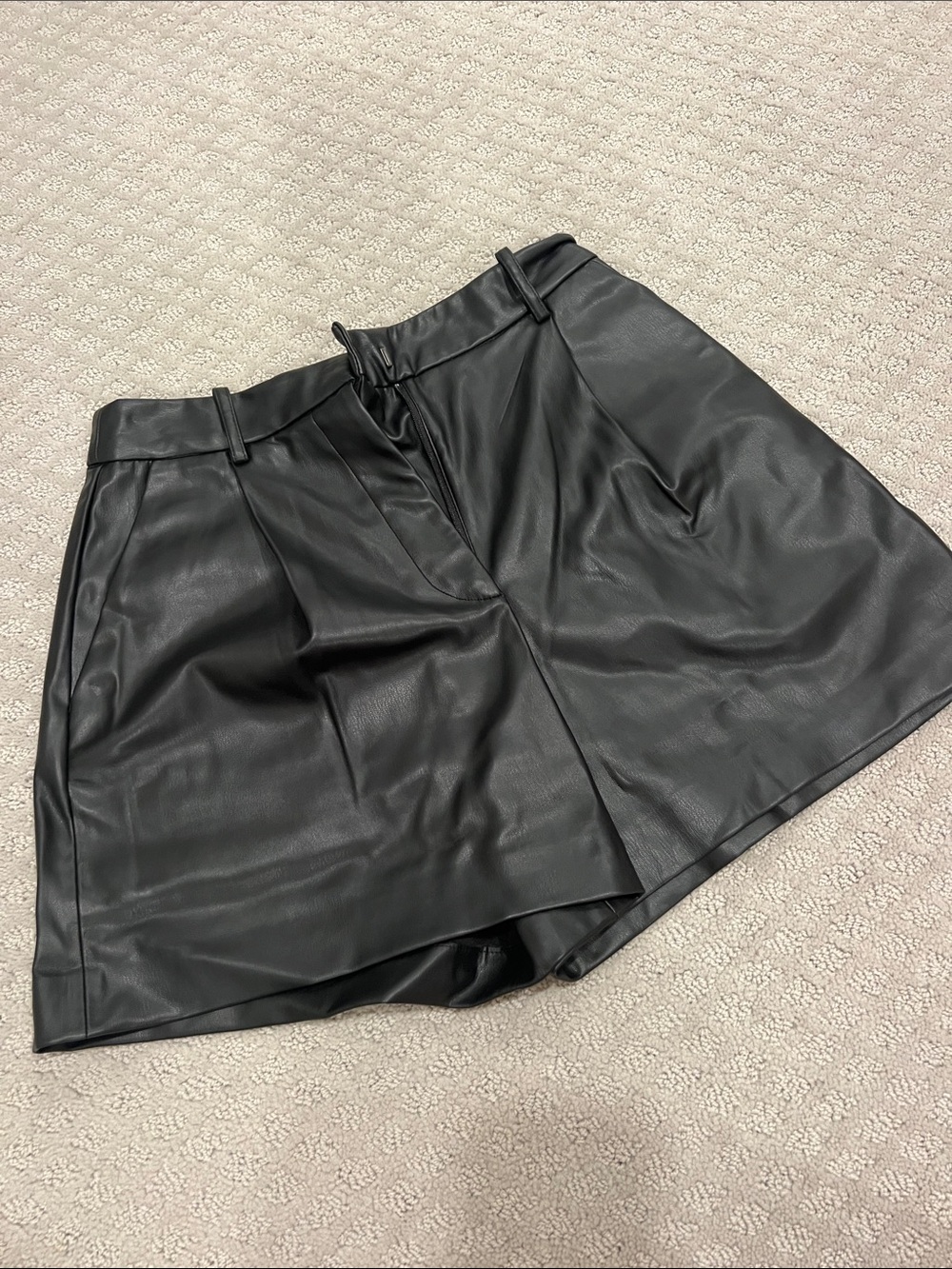Zara Black Faux Leather Women’s Shorts Size Small